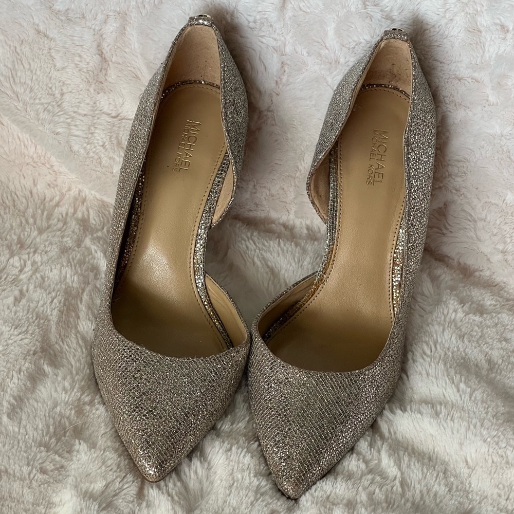 Michael Kors glittery light gold pumps new